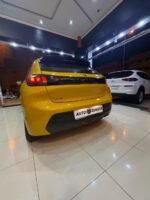 PEUGEOT 208 – Image 4